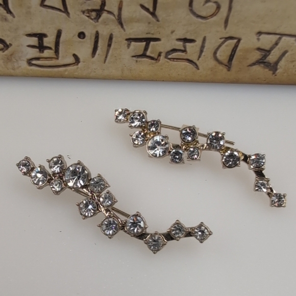BaubleBar Gold and Silver Crystal Ear Climbers - Picture 2 of 4